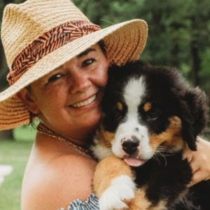 Meet your Posher, Laura